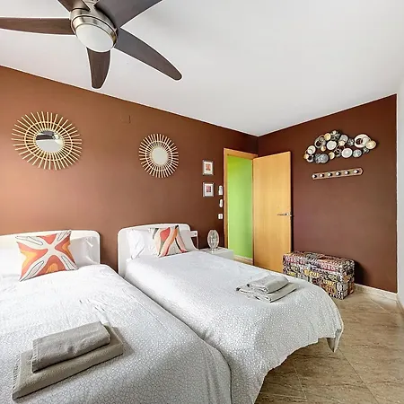 Appartement Lets Holidays Sea Views & Pool In Sa Gabarra