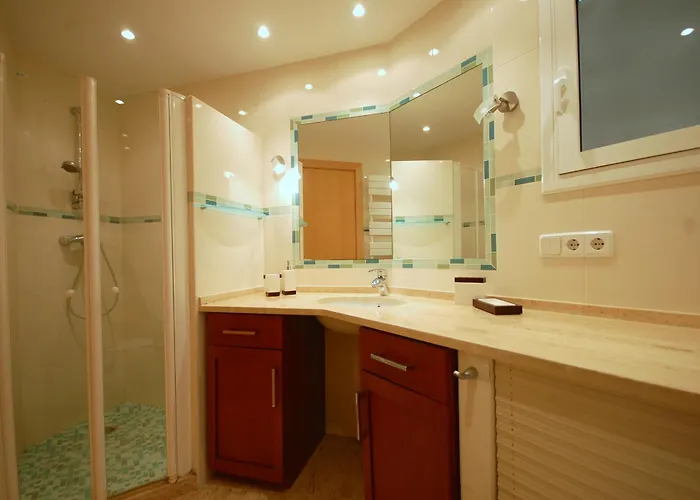 Appartement Lets Holidays Sea Views & Pool In Sa Gabarra *