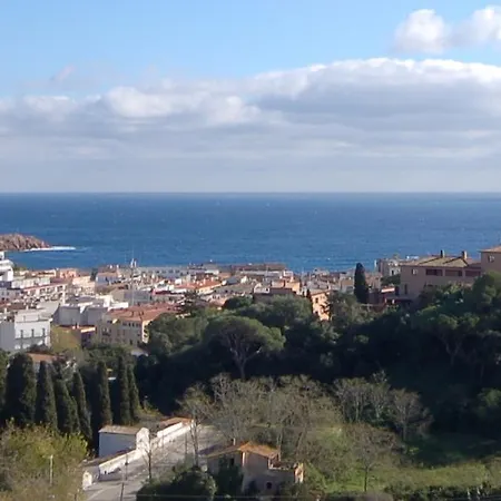 Apartmán Lets Holidays Sea Views & Pool In Sa Gabarra Tossa de Mar